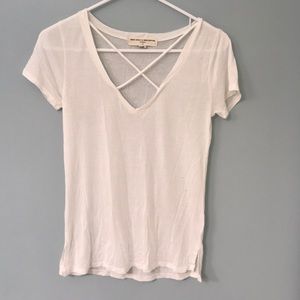 white strappy t-shirt💗